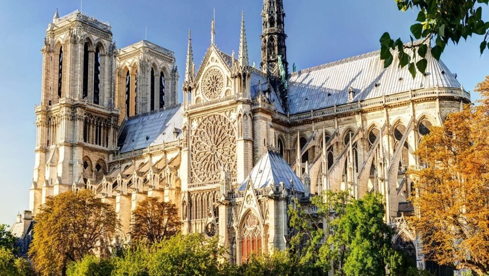 Du Xuân Châu Âu 3 Nước: Pháp - Thụy Sĩ - Ý - Vatican (10N8D) Nha tho Duc Ba Paris5