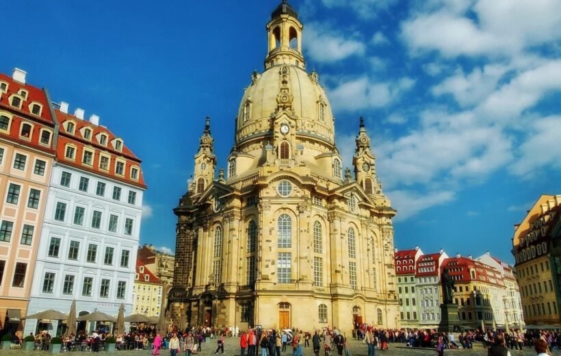 Du Lịch Khám Phá Đông Âu: Đức–Áo–Hungary–Slovaka–Séc (10N9D)